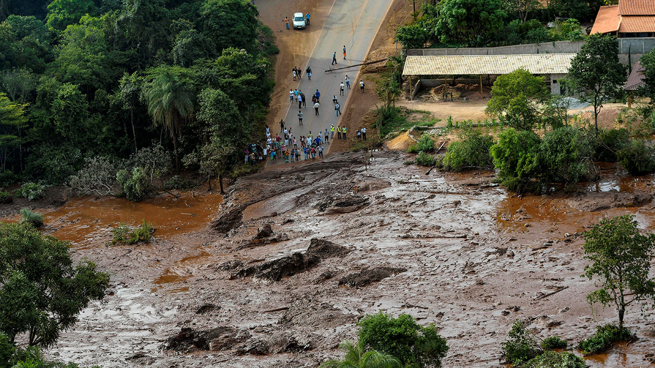 Catastrophic failures raise alarm about dams containing muddy mine wastes