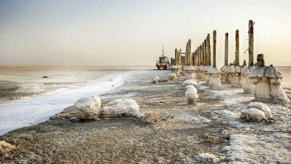 Saving Iran's Great Salt Lake