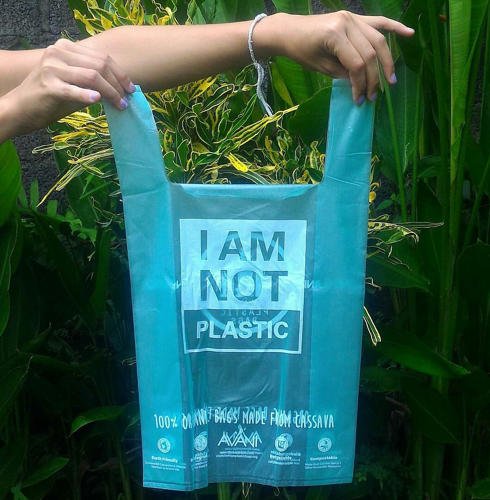 This Grocery Bag Won’t Hurt Animals - It Actually Feeds Them