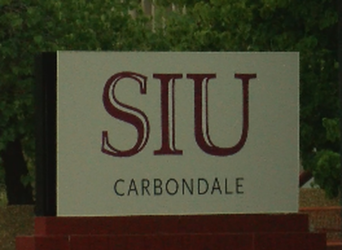 SIU research team wins second round of funding for water pollution mitigation
