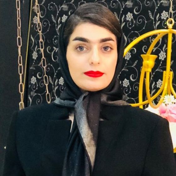 Elnaz Doshanbehpour
