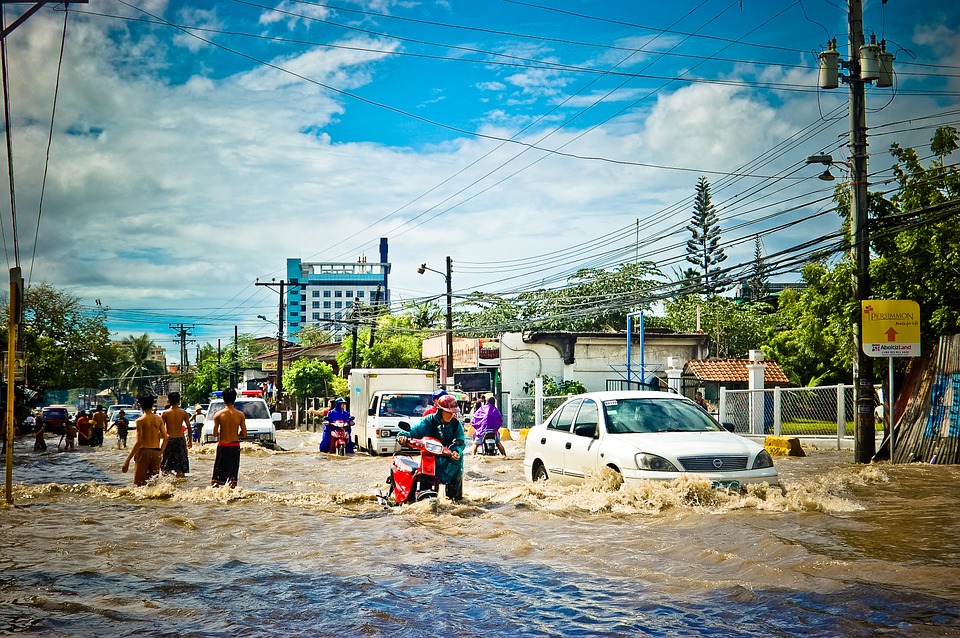 Floods: Study Finds Natural and Man-made Causes