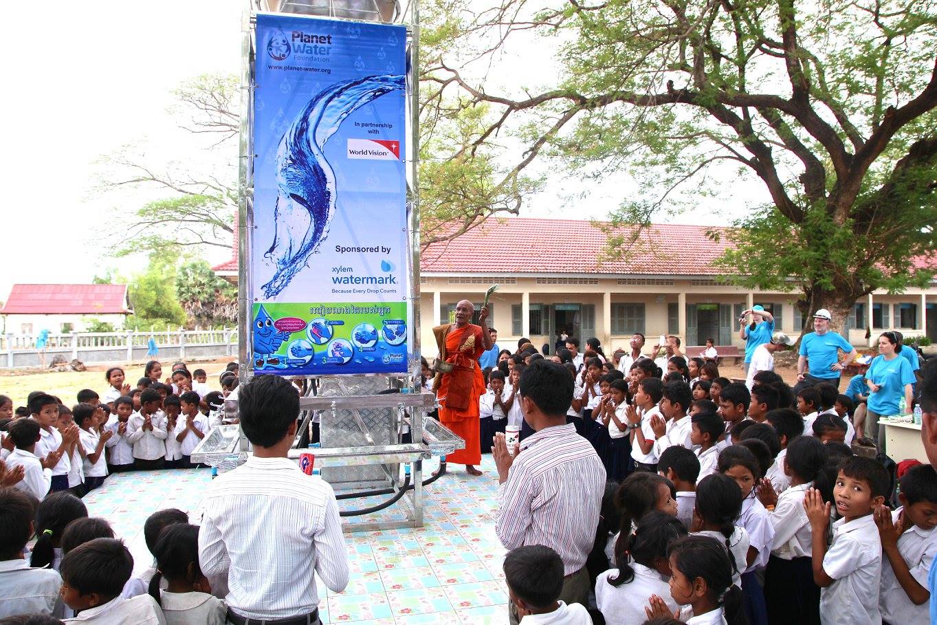 Aqua Towers Provide Fresh Water to the World’s Most Remote Impoverished Communities