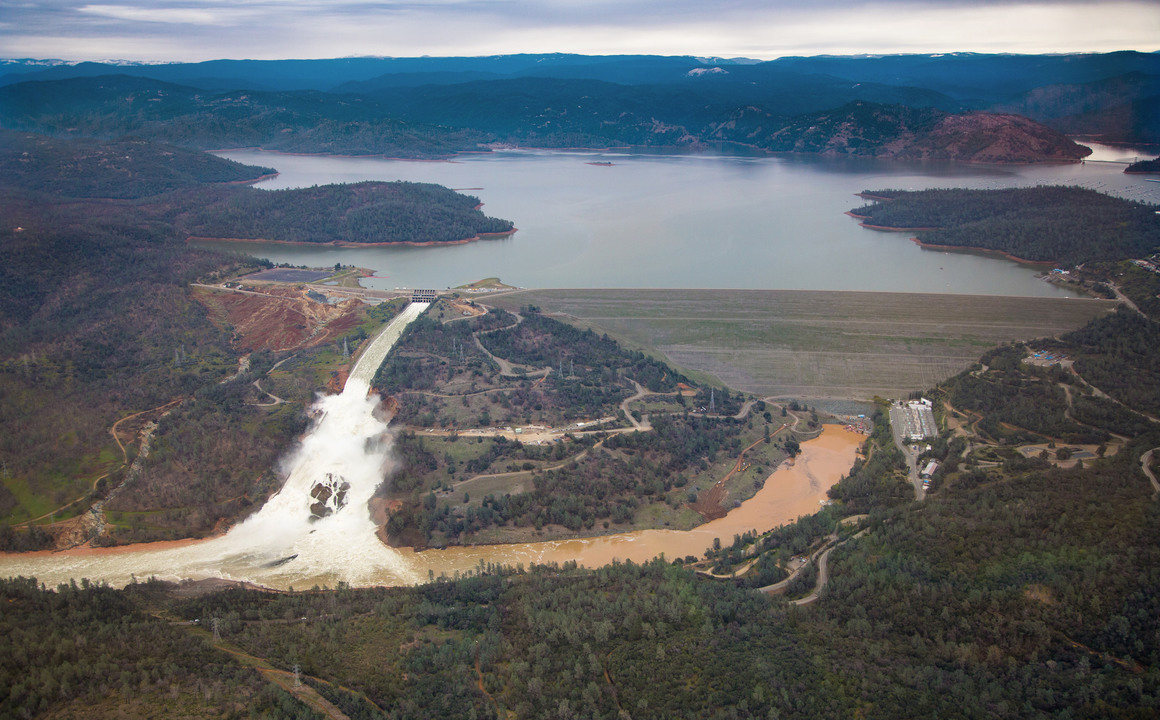 Giant ​Scale Model to Test how to Fix the Oroville Dam