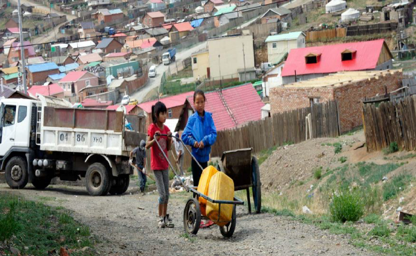 From Nomads to Settlers in the City: the Case of Ulaanbaatar, Mongolia