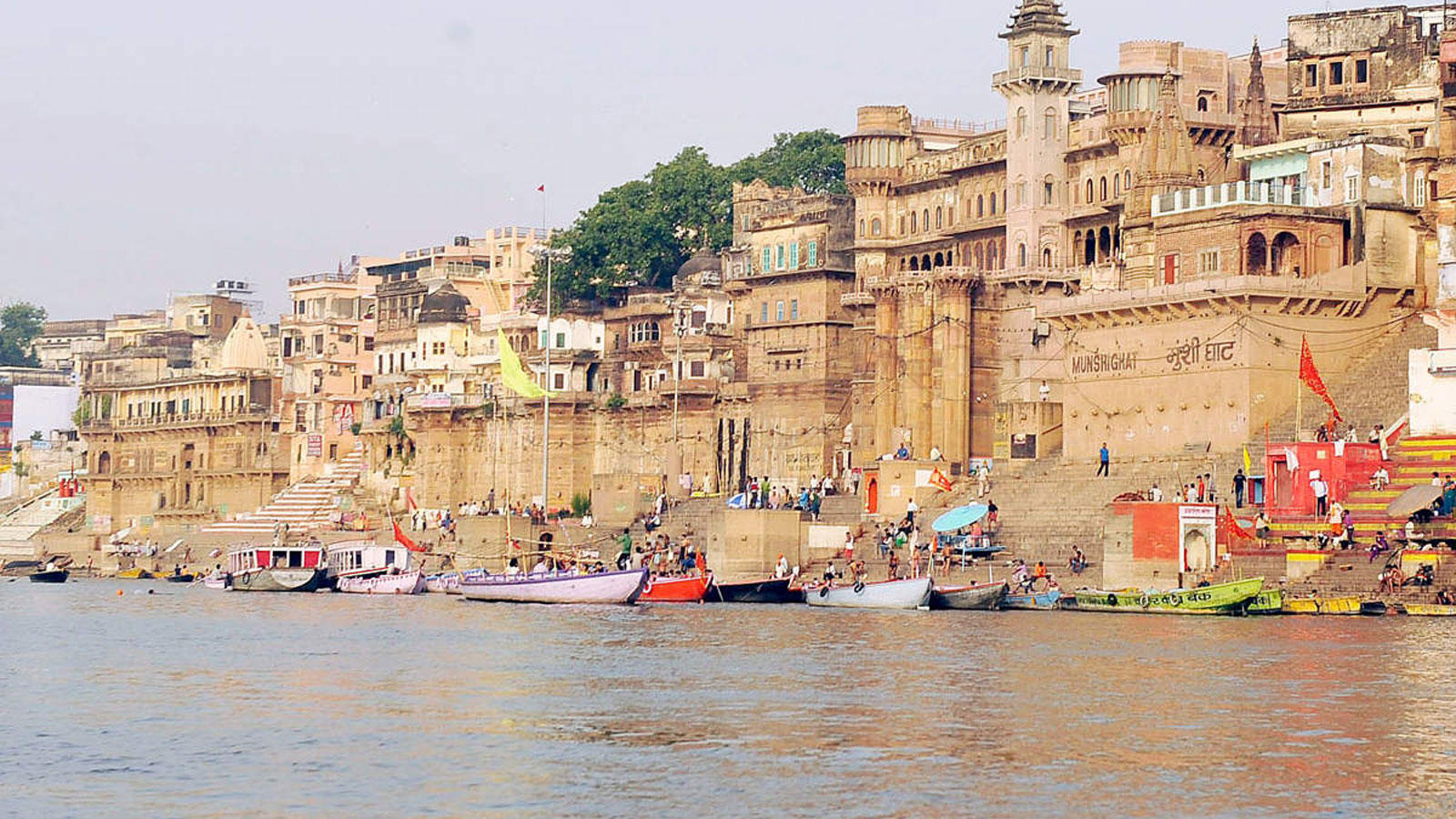 Varanasi: Report by NGO shows rise in pollution level of Ganga water | City - Times of India Videos