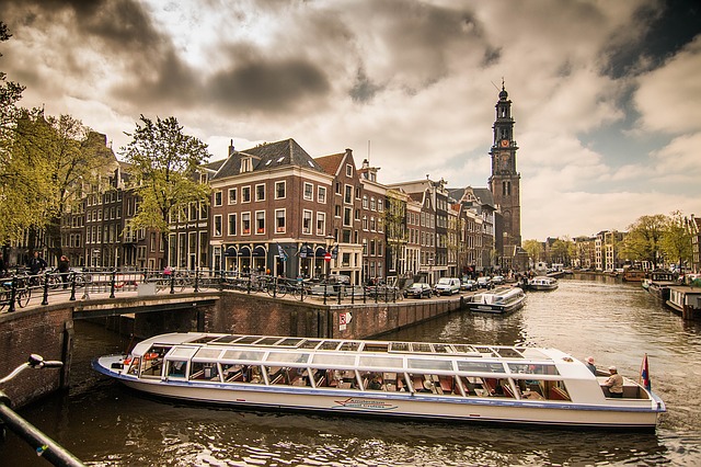 I am Amsterdam Rainproof
