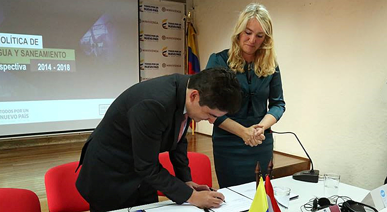 Colombian and Dutch governments sign MoU on clean rivers