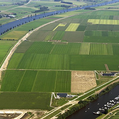 Dwelling Mounds for Flood Protection