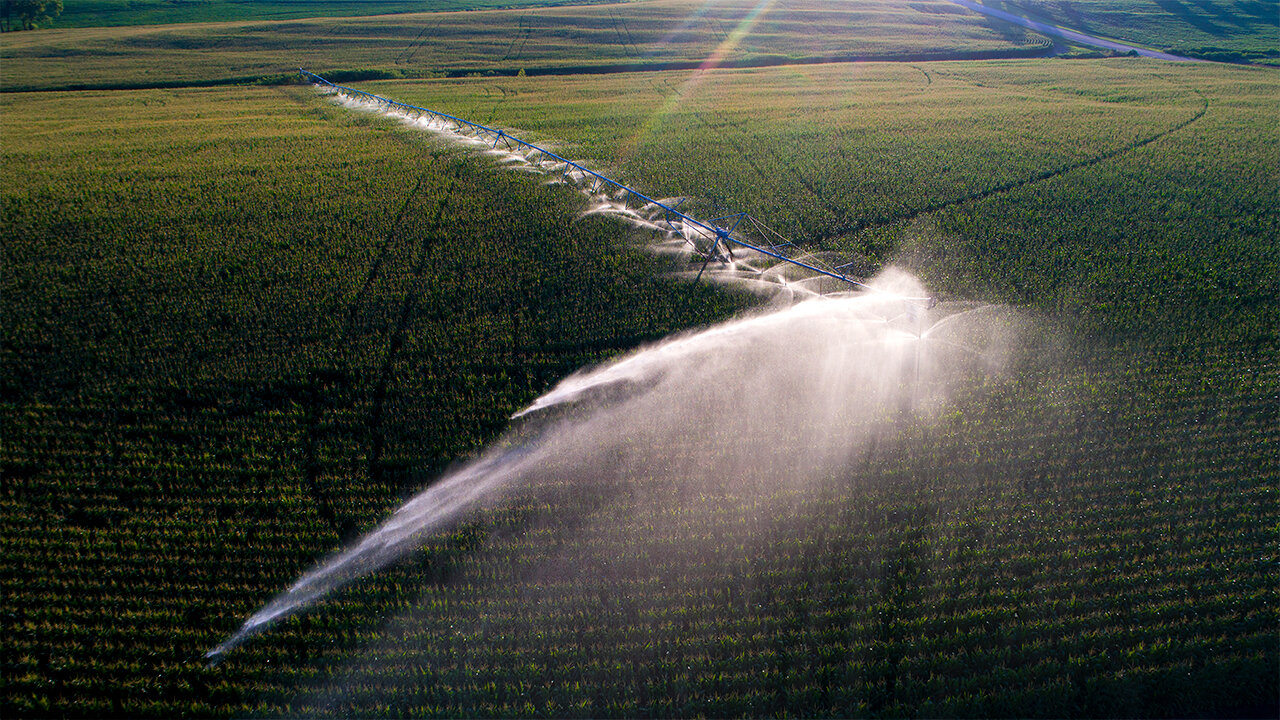 Study quantifies how aquifer depletion threatens crop yieldsThree decades of data have informed a new Nebraska-led study that shows how the depl...