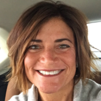 Lauren Thomas, Owner at Swell Marketing Services