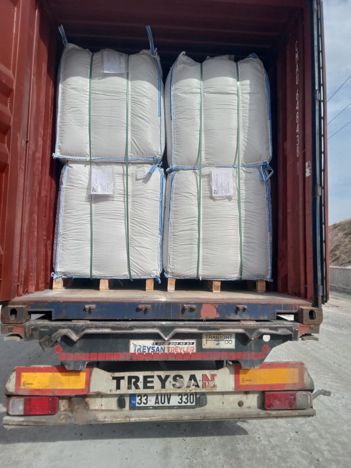 WATER FILTRATION GRADE WHITE NEVSEHIR ORIGIN PUMICE ON THE WAY TO SITE