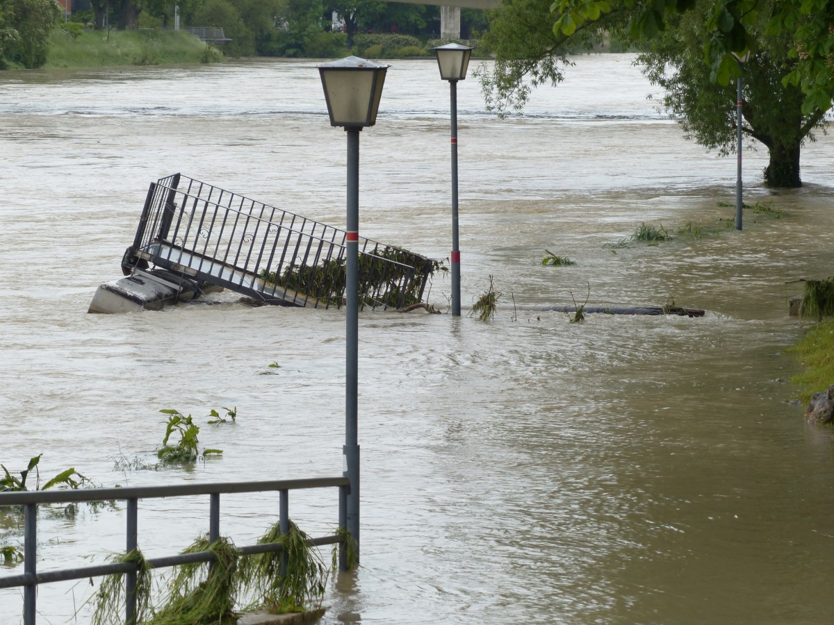 Sea Level Rise Will Inundate Coastal Sewage Plants, Study Says