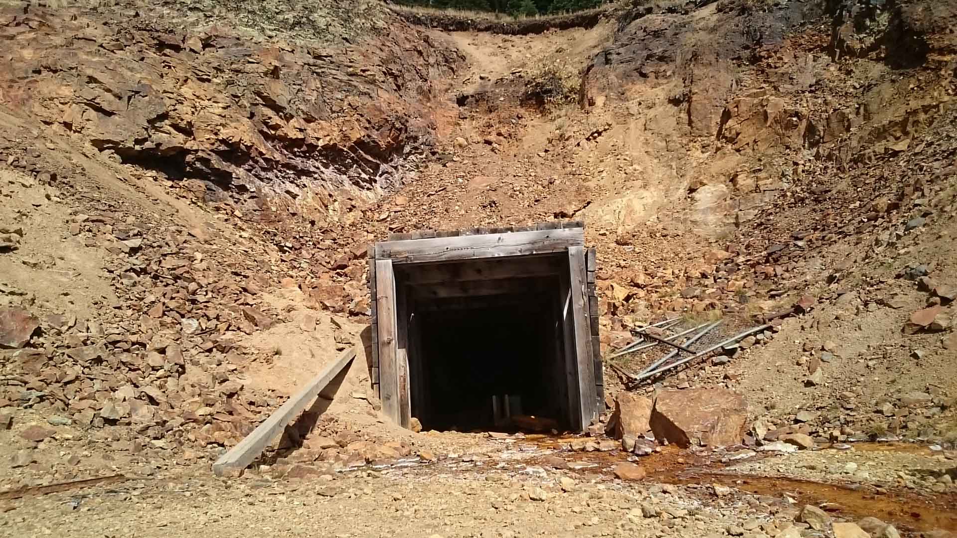 Developing Tech at Gold King Site