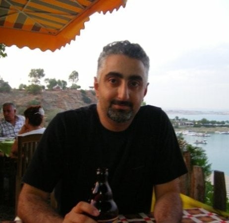 peter bradley, Frequentou a New York University