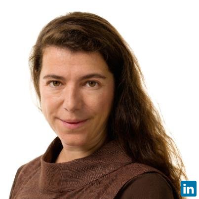 Sara Khinouche, Innovation marketing manager (CDD) chez SUEZ - Treatment infrastructure