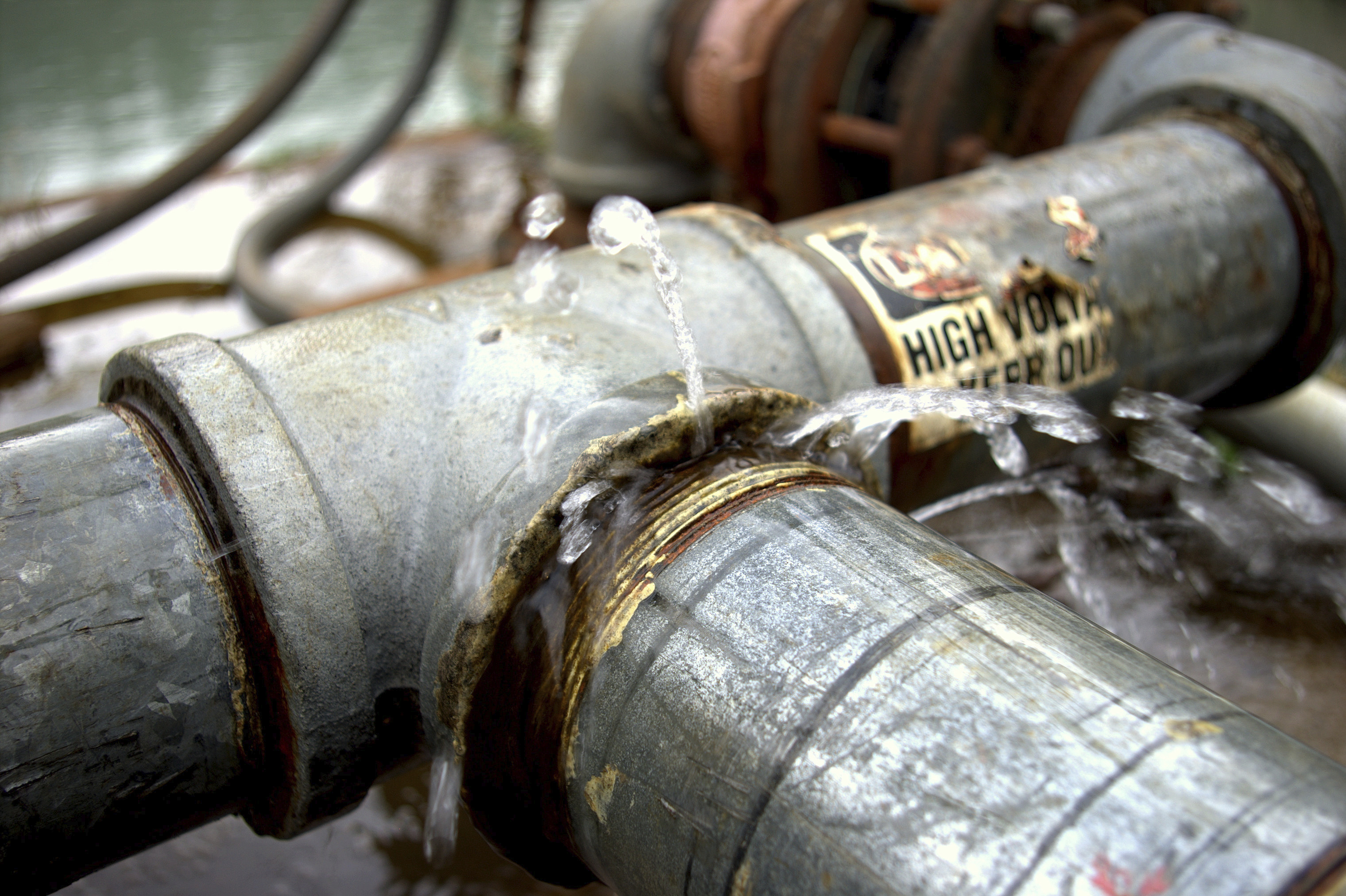 Decreasing Network Pressure to Minimise Leakage