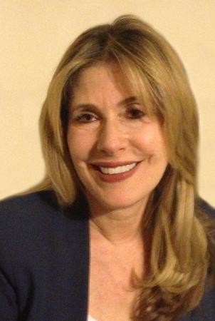 Meredith Pratt-Khodabandehloo, Information Management ★ Technical Product Marketing ★ Anti-Disciplinarian