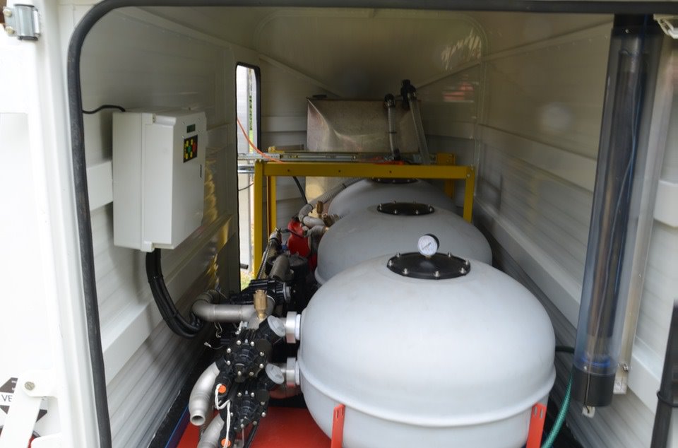 Water sterilisation unit