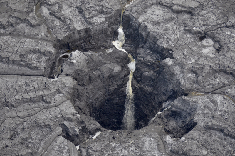 Sinkhole Sends Radioactive Water into Florida Aquifer