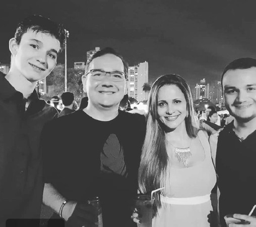 RICARDO SILVEIRA AGUILAR, ECOCLÃ BIOTECNOLOGIA - Desenvolvimento, Produção e Distribuição de Produtos Sustentáveis.