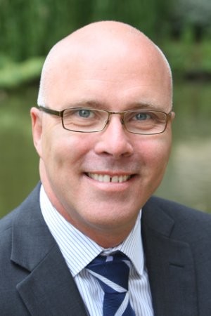 Les Bond, Director at Groupe Saur