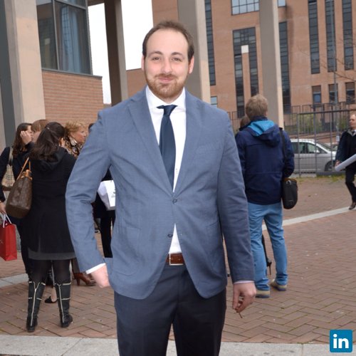 Claudio Frazzetto, Communications Specialist presso Parklab