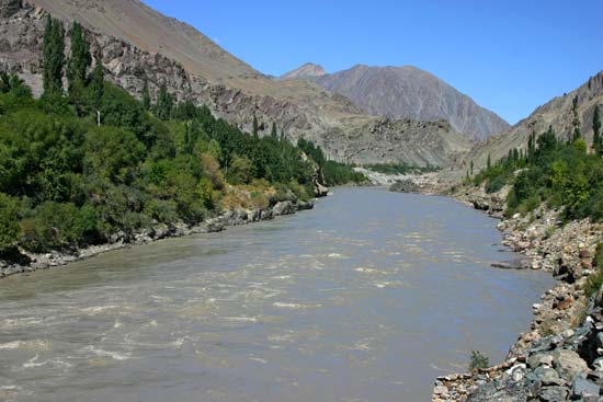Water Conflicts Looming Between South Asian Nuclear Powers Pose Global Threat