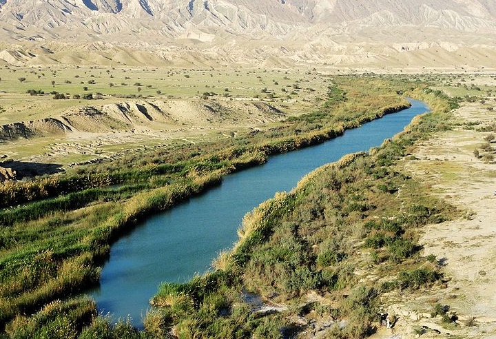 Hydro-chemical Assessment and GIS-mapping of Groundwater Quality Parameters in Semi-arid Regions