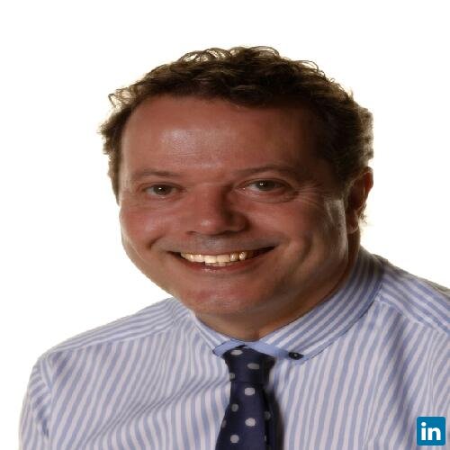 Ian Stow, SENIOR CUSTOMER SERVICE PROFESSIONAL: 32+ years of performance driven experience.  Now looking for new opportunities