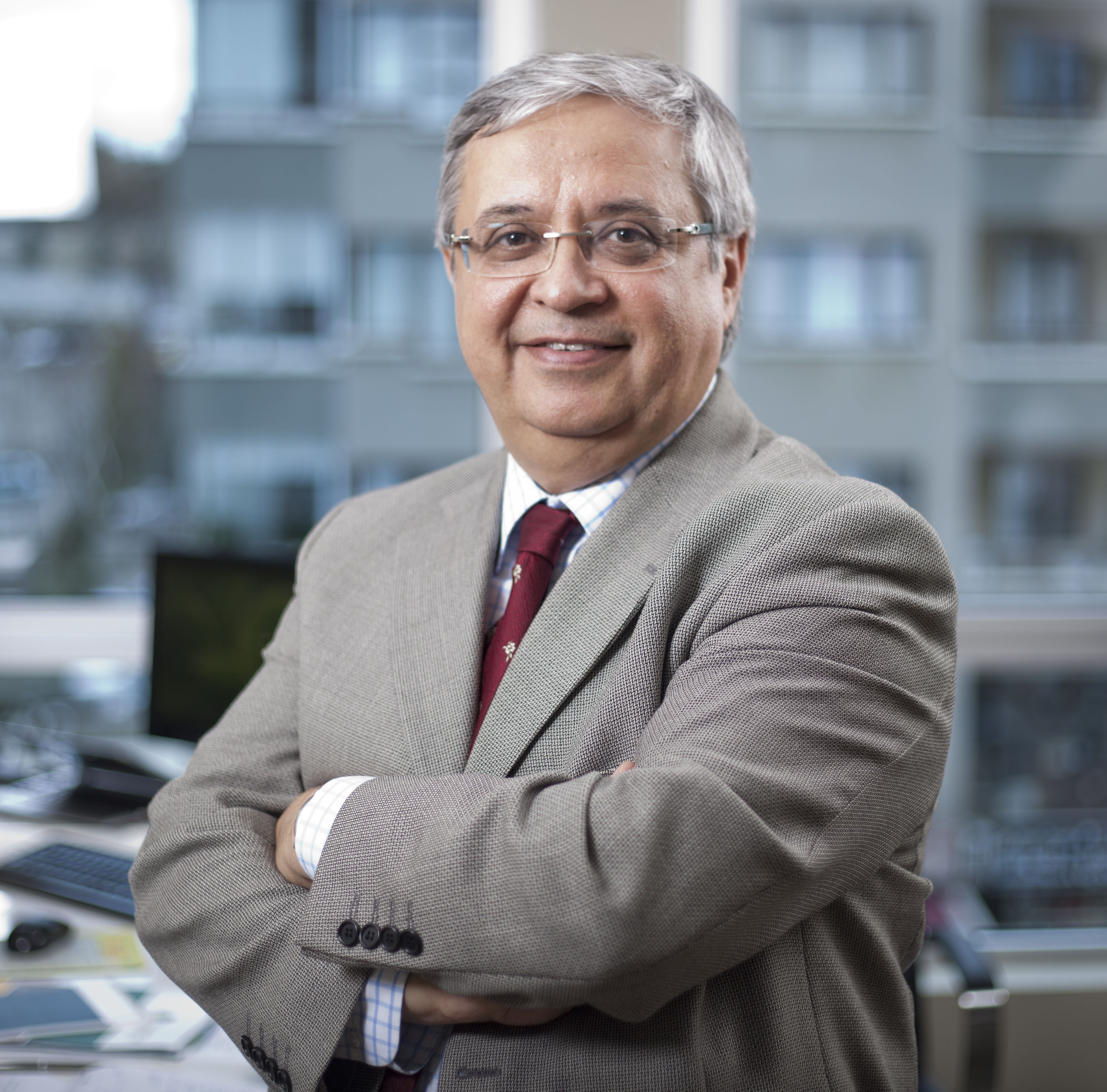 Halil Agah, Freelance Consultant - Senior Expert