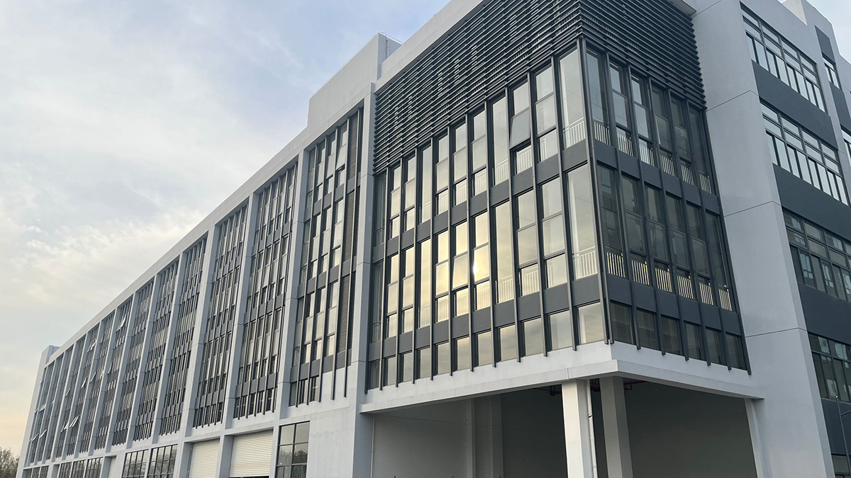 Intelligent Automatic Flushing