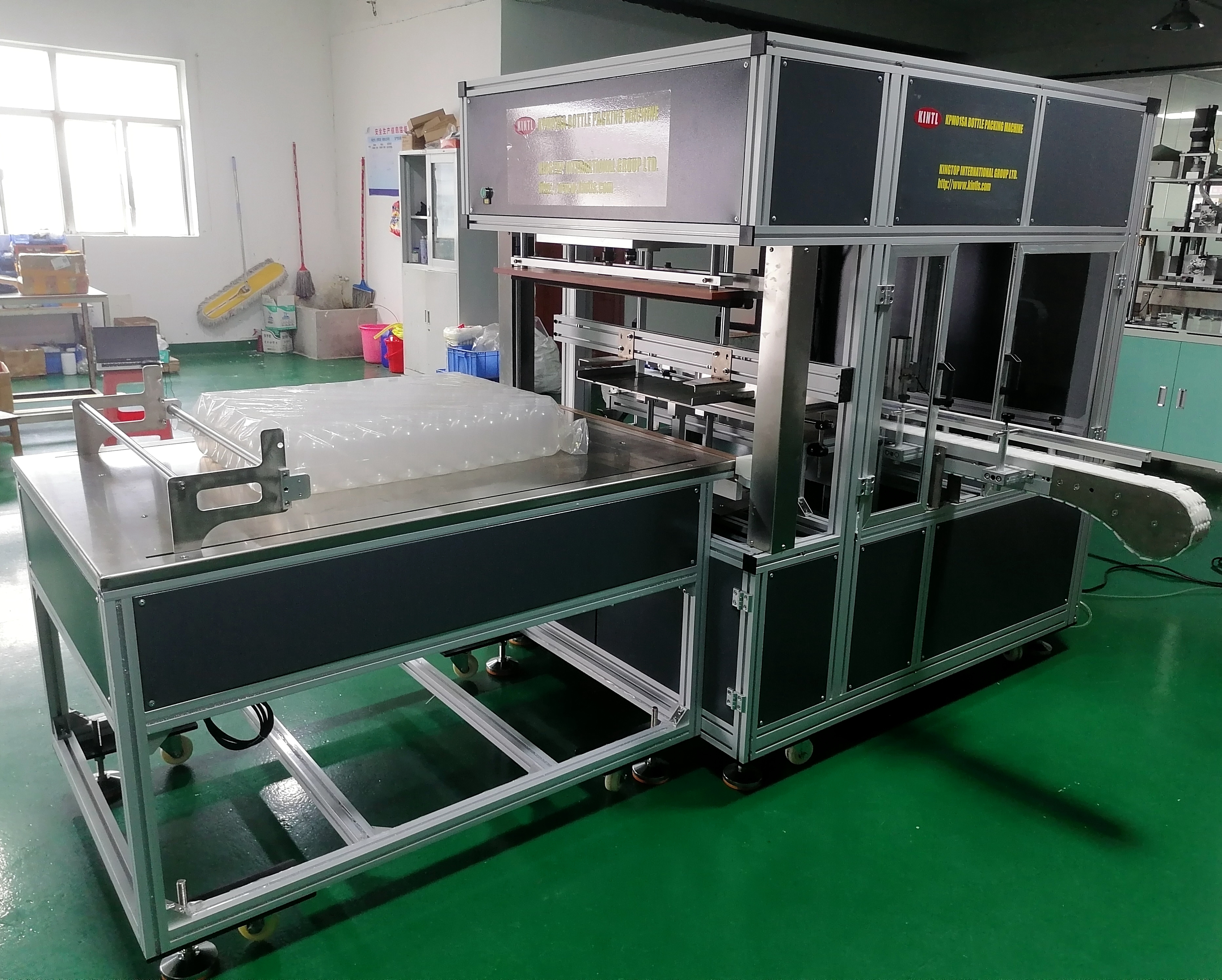 Bottle bag-packing machine, Máquina envasadora de bolsas de botellas, آلة تغليف الأكياس: للزجاجات الفارغة