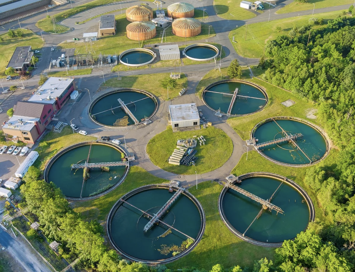 How Siemens is Using AI to Decarbonise Water Treatment FirmsSiemens & RSE have signed a Memorandum of Understanding to integrate AI & automation...