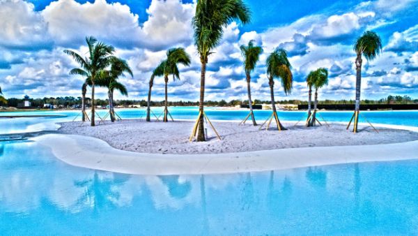 First Crystal Lagoons Amenity in the Nation Completed in Tampa Suburb
