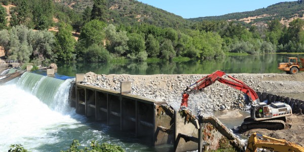 Removal of Dams Can Help Reconnect River Networks and Increase Watershed Resilience