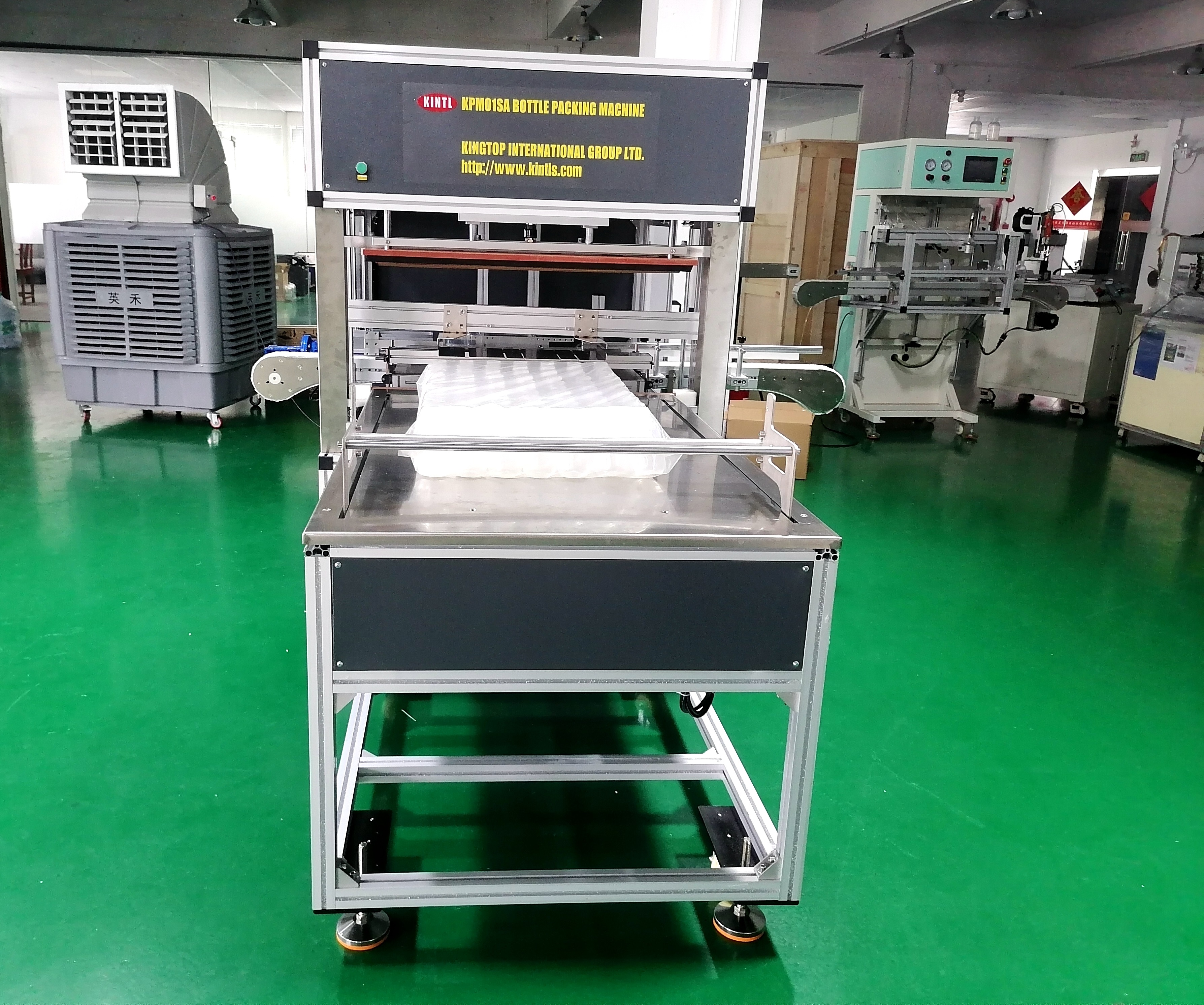 Bottle bag-packing machine, Máquina envasadora de bolsas de botellas, آلة تغليف الأكياس: للزجاجات الفارغة