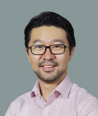 Dezhong Xiao, MBA Candidate at University of Oxford