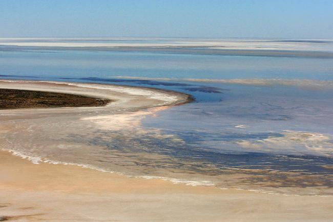 Waters return to Lake Eyre