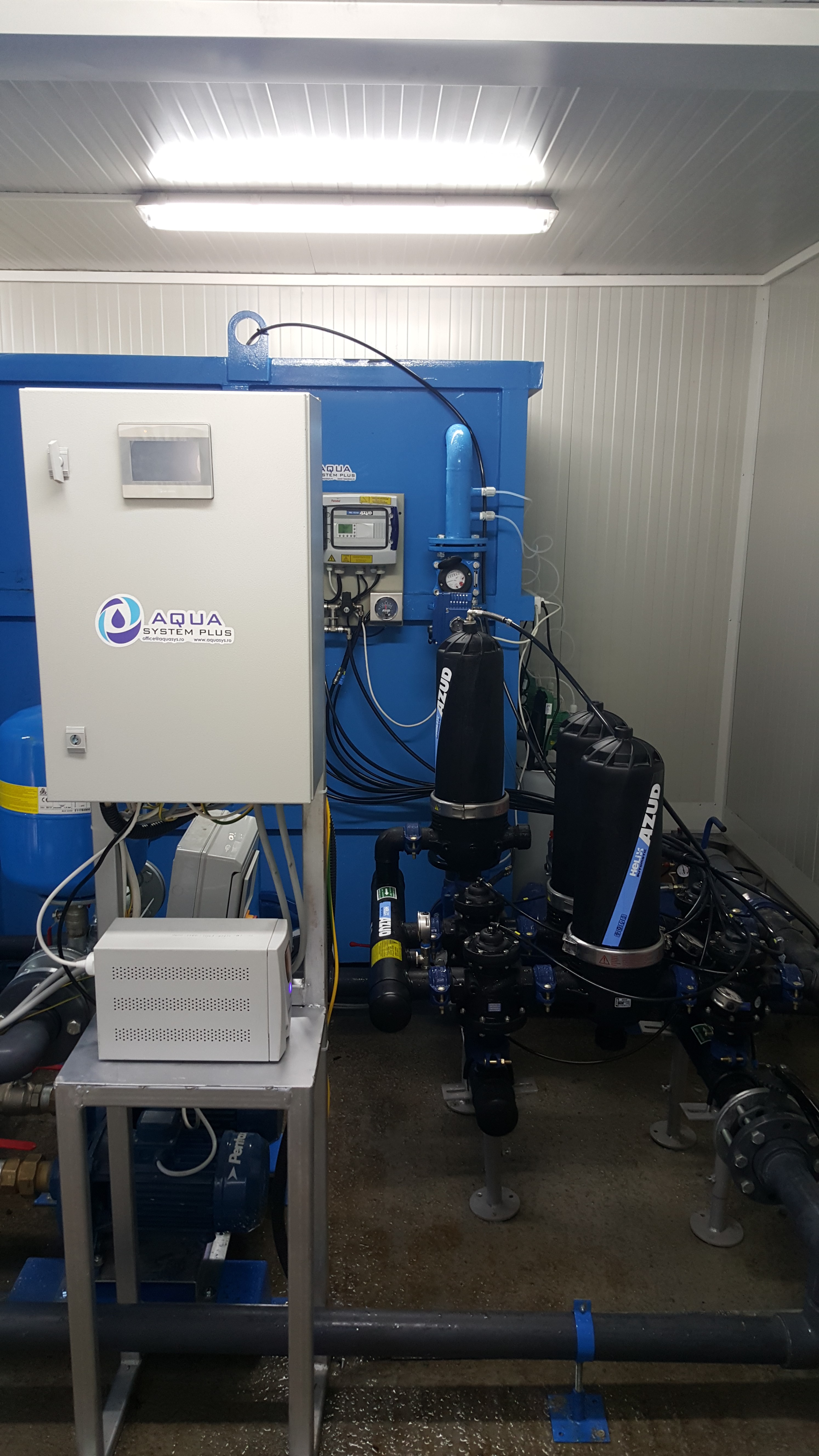 Compact drinking treatment unit