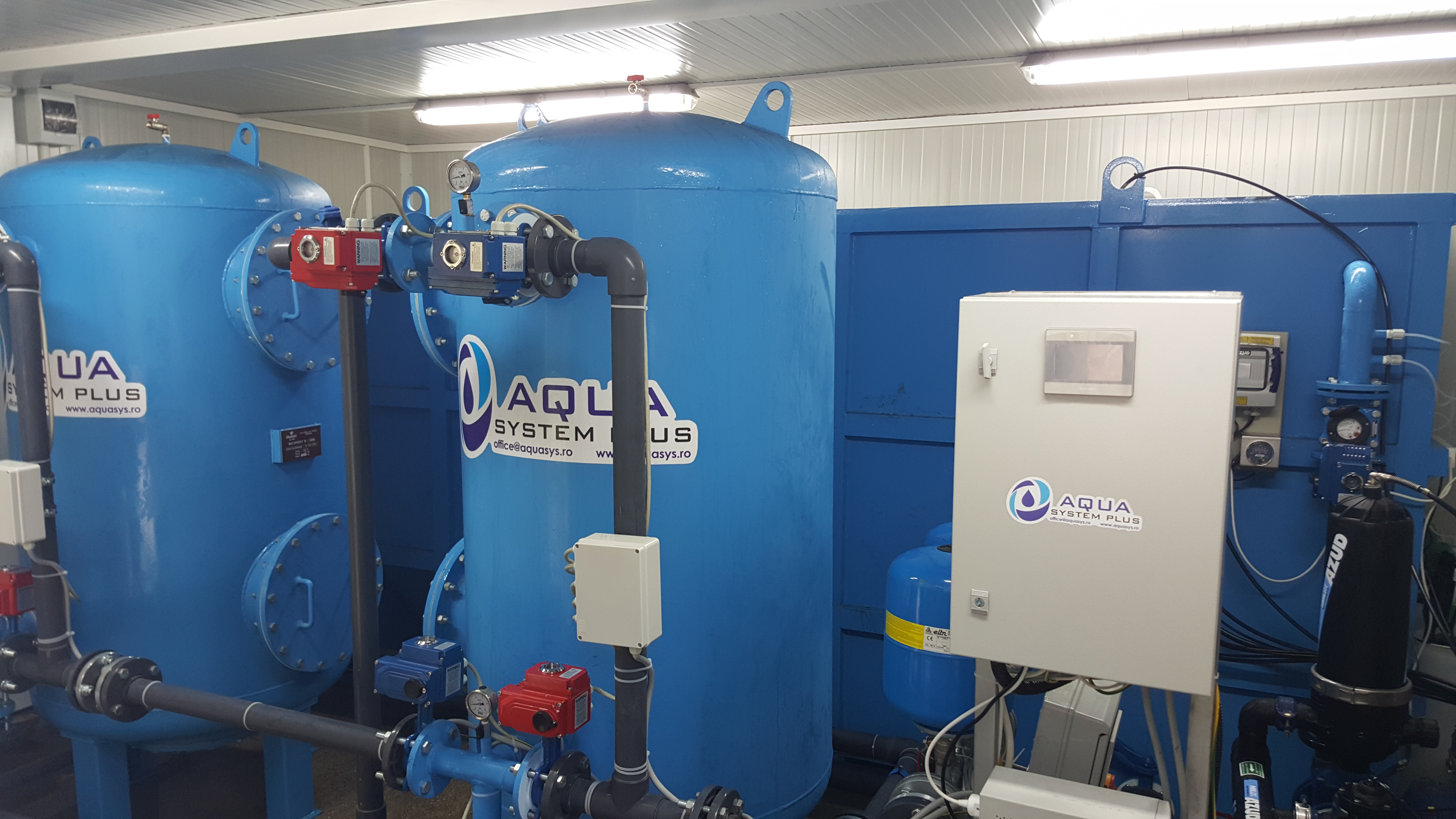 Compact drinking treatment unit