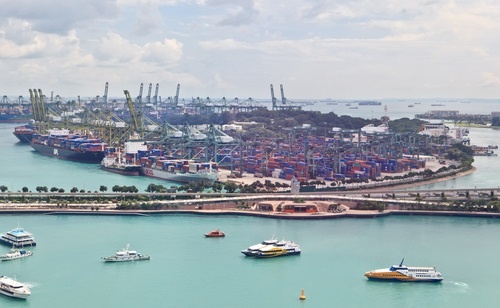 Sponge Offers Way to Clean up Ships’ Emissions