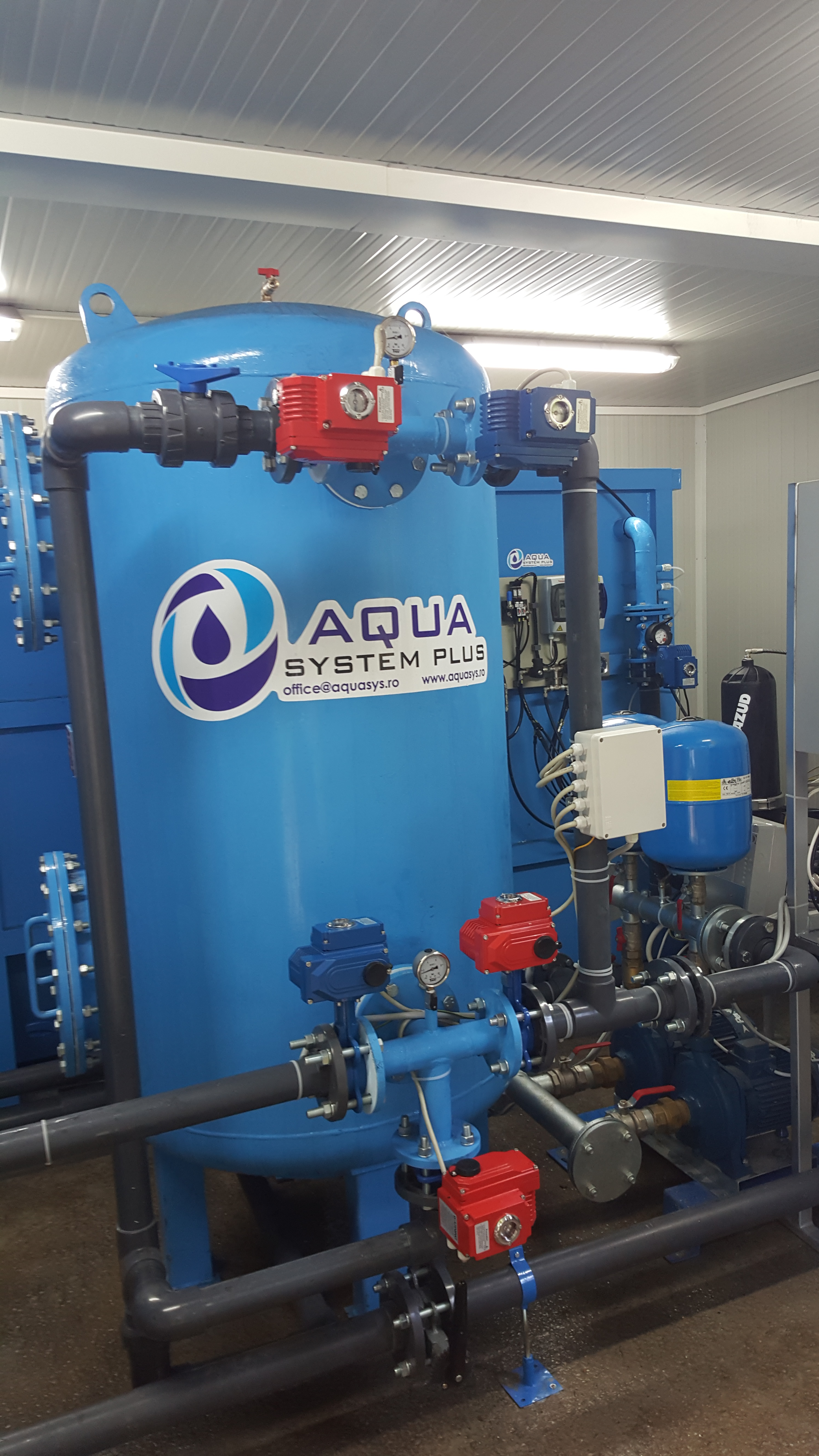 Compact drinking treatment unit