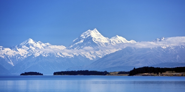 National water quality standards will be introduced for New Zealand's lakes and rivers