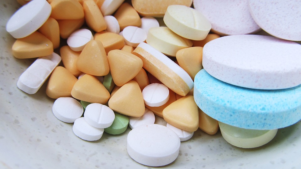 Supermolecule Detects and Removes Drugs from Water