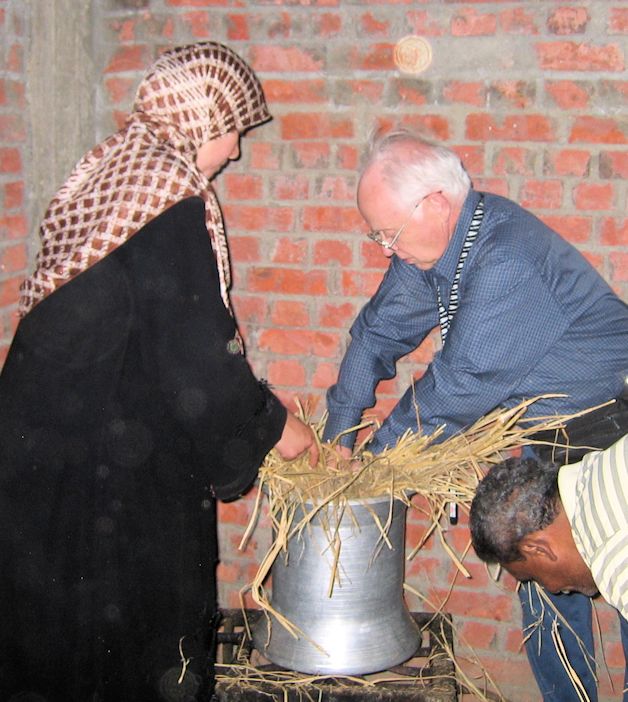 Ralph Kurtzman, Farmer to Farmer, Micologia Aplicada International - Volunteer, Co-Editor