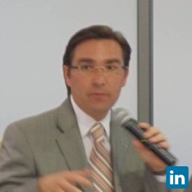 Neil Dávila Peña, Lic. en Administración Financiera