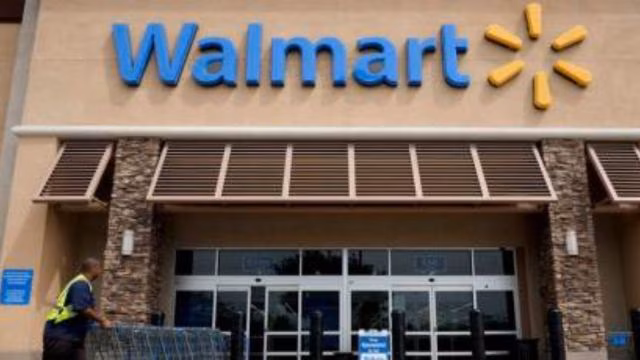 Retail giant Walmart has issued a recall of about 850,000 stainless steel water bottles in the United States after two customers suffered perman...